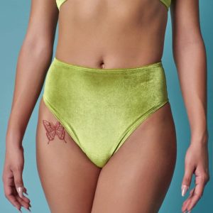 HOTCAKES - Short Matcha Latte