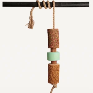 Jouet en bois relaxant pour cheval avec pierre à sel