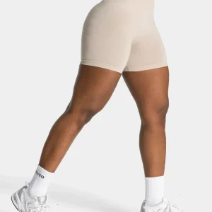 TIMELESS_Pro_Covert_Scrunch_Shorts_cream_1838.jpgv1761309158 Timeless Pro Covert Scrunch Shorts "Cream"